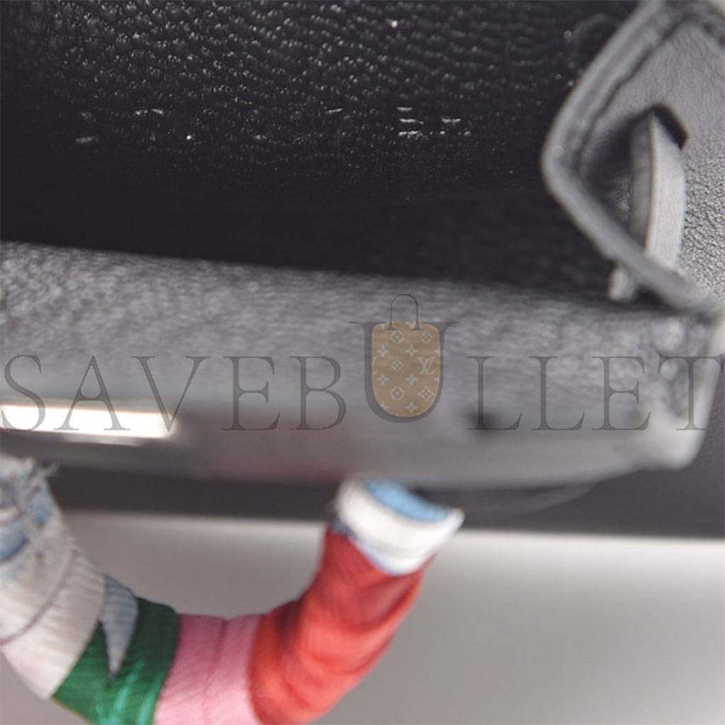 H**mes tadelakt mini kelly twilly bag charm black (3*3cm)